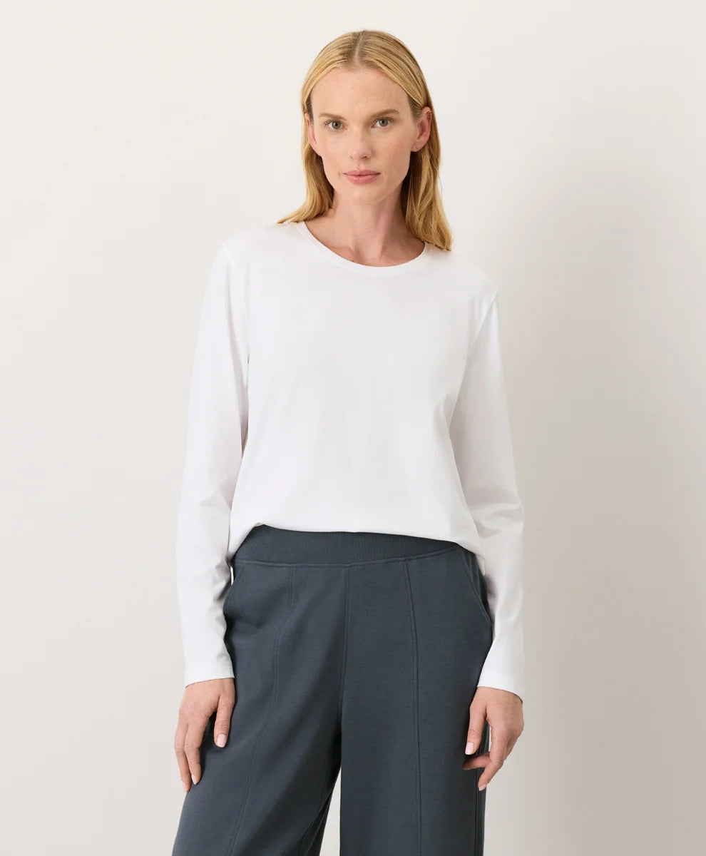 luxe essential crewneck long sleeve tee