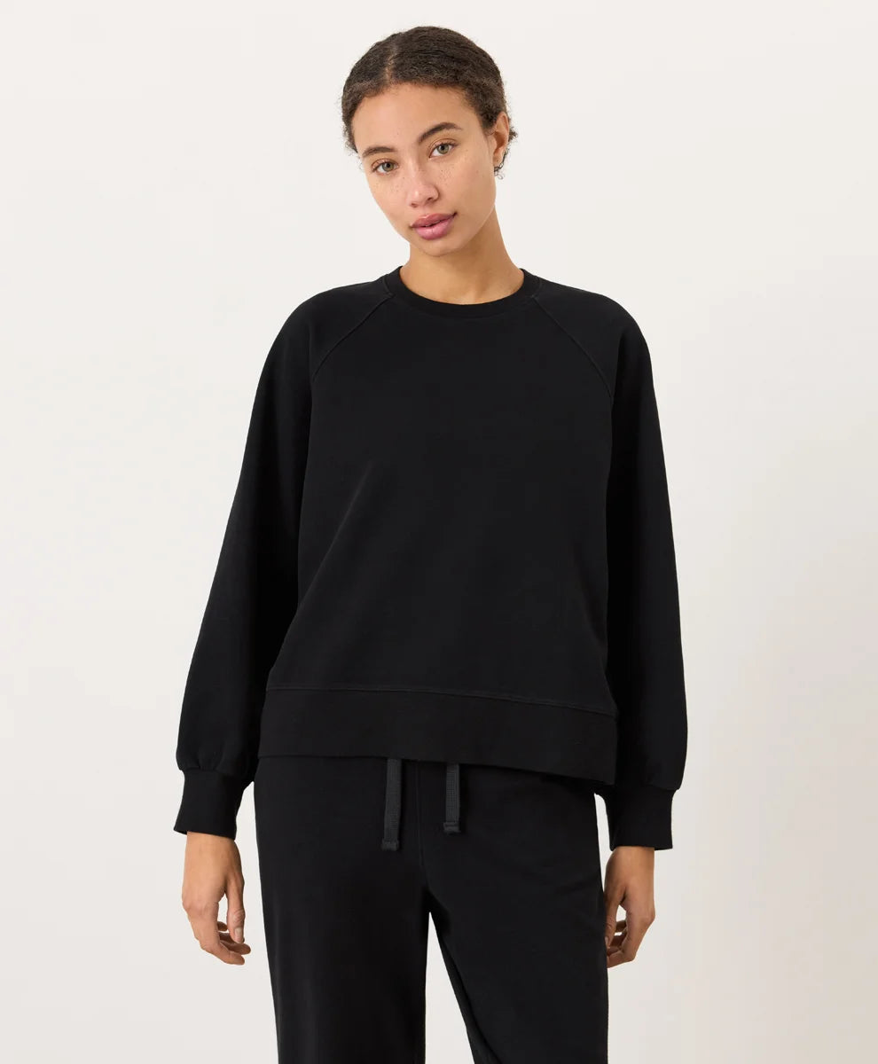 cloudknit raglan crew